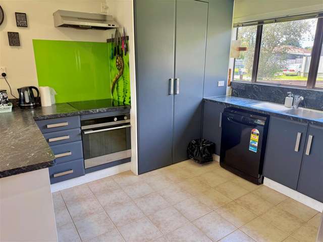 6 Rinaha Place Koutu_2