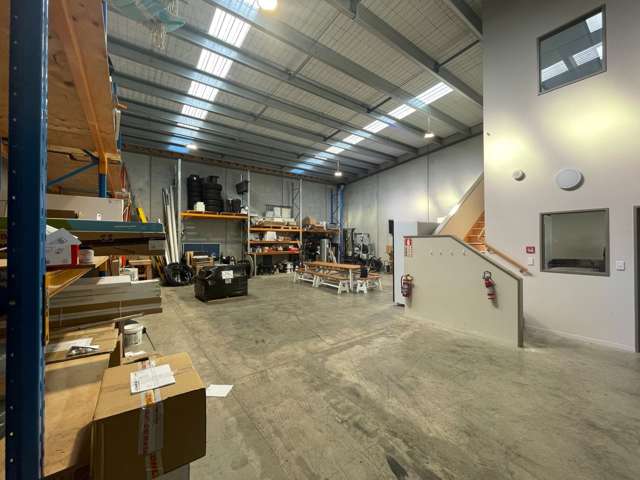 Unit 2/6 Workspace Drive Hobsonville_1