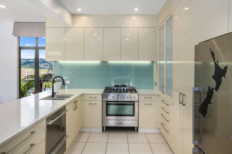 17 Voyager Way Whitby_10