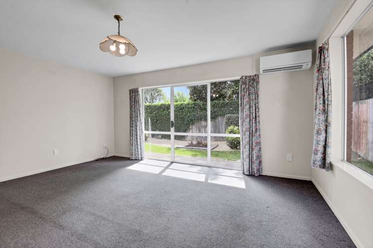 2/86 Aorangi Road Bryndwr_5