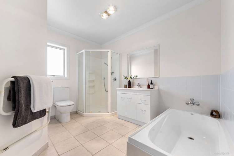 12a Kimber Hall Avenue Mount Roskill_13