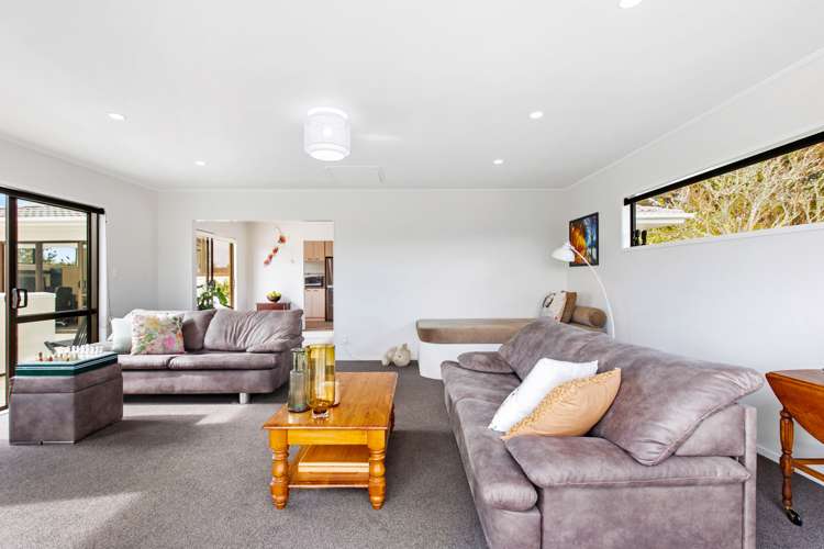 24 Adam Sunde Place Glen Eden_10
