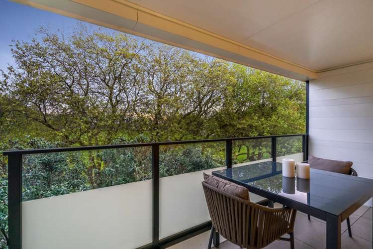 12/8 Dock Street Auckland Central_9