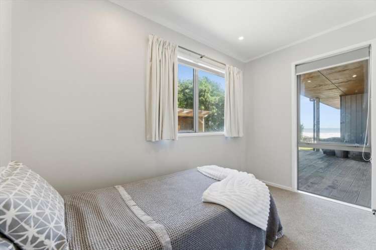 211 Pukehina Parade Pukehina Beach_11