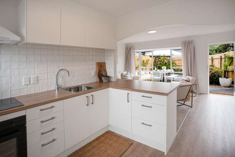 3/83 Centreway Road Orewa_13