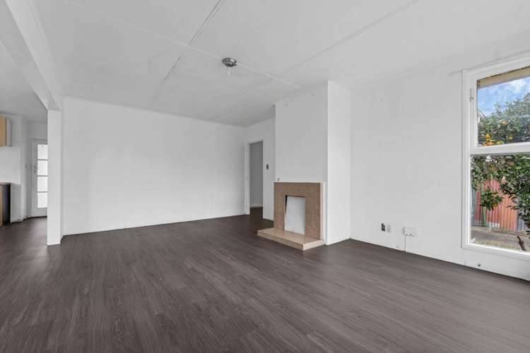 3 Blampied Road Otara_15