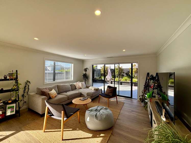 4 Whero Way Orewa_2