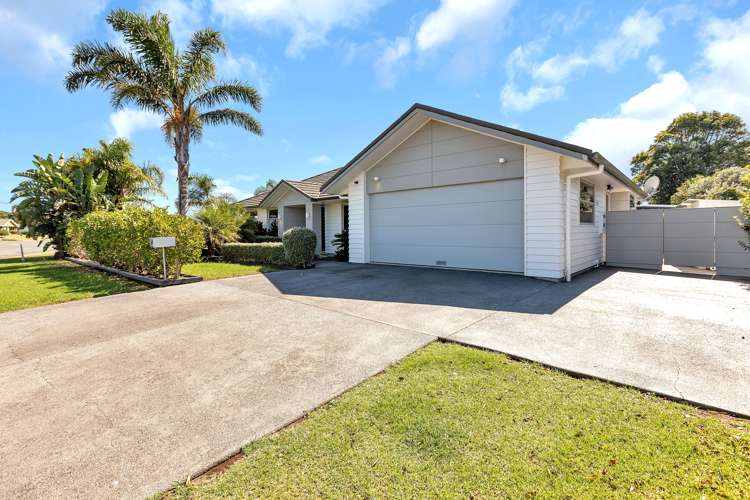 2 Paradise Point Place One Tree Point_28