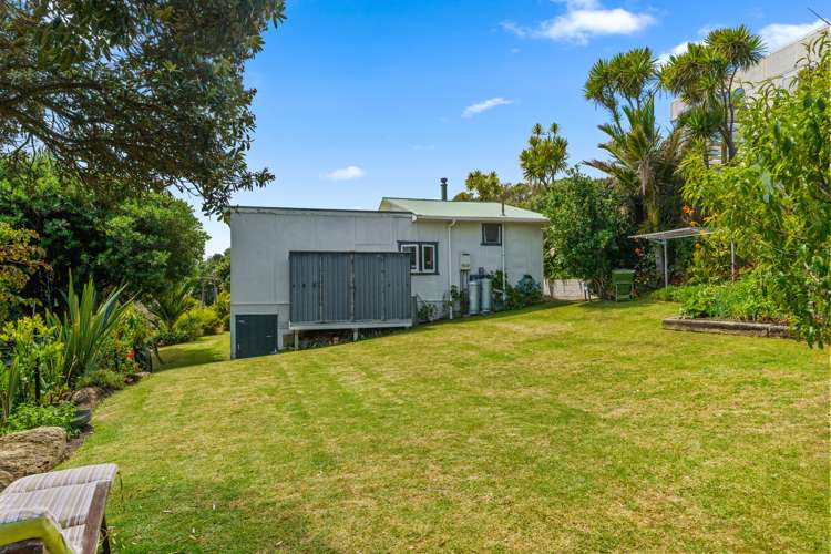 5 Berridge Road Muriwai_17