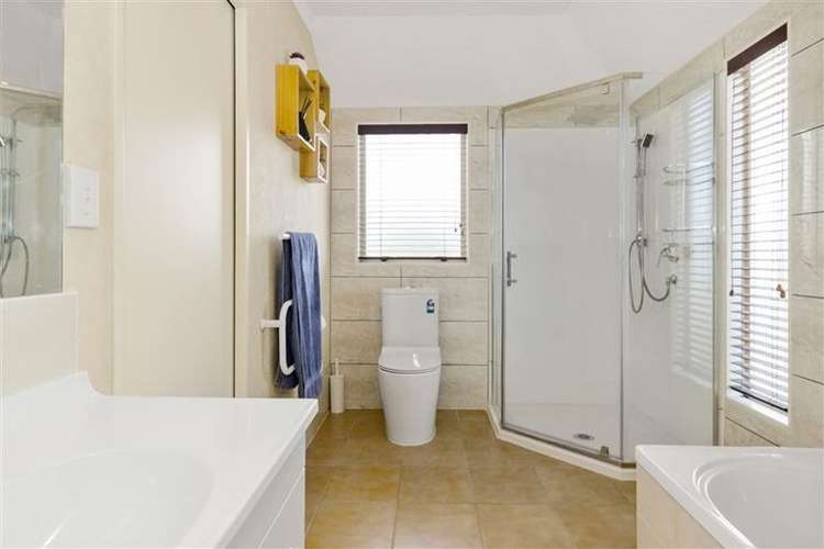 7 Ksenia Drive Flat Bush_6