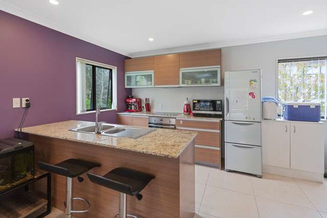 16/46 Carlos Drive Flat Bush_3