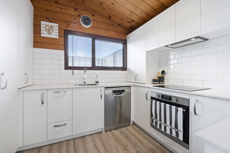 7a Zita Avenue Matakatia_7