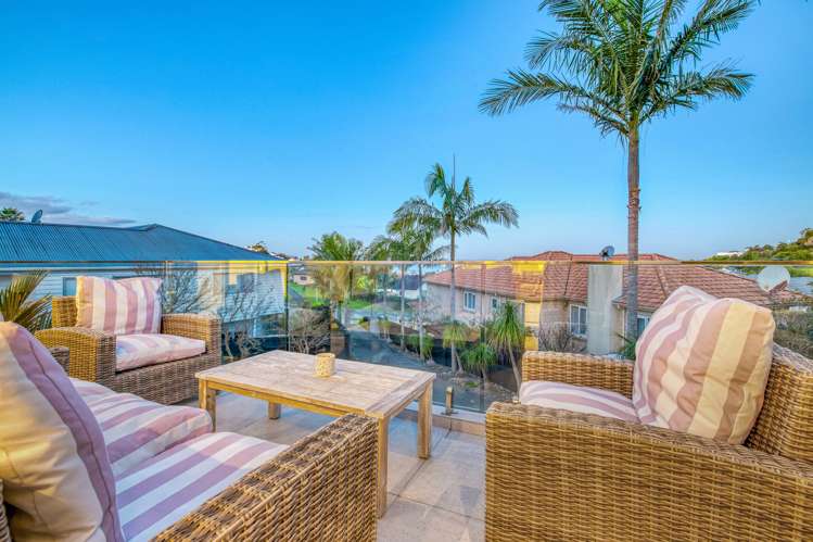 115 Waldorf Crescent Orewa_2