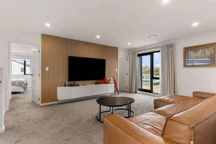 52 Malahide Drive Flat Bush_31