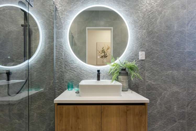 77 Skulander Crescent Millwater_11