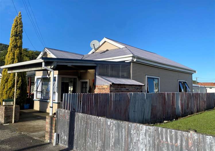 10 Murray Street Greymouth_12