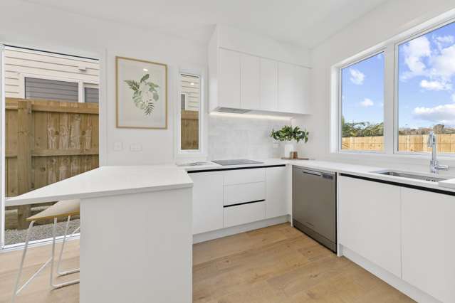 4c Towra Place Botany Downs_4