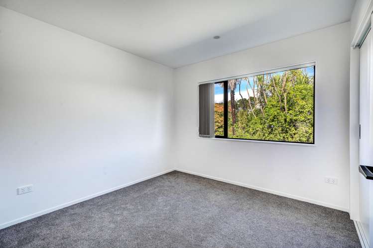 181 Portage Road New Lynn_12