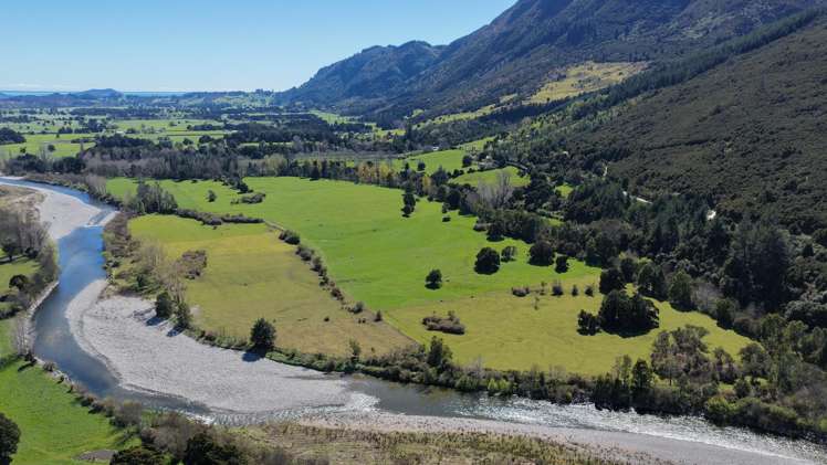 574 East Takaka Road East Takaka_8