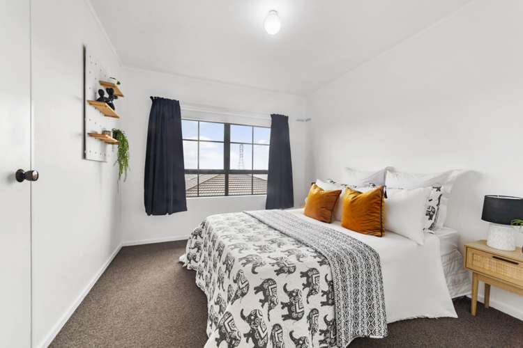 5b Fernwood Court Woodridge_13