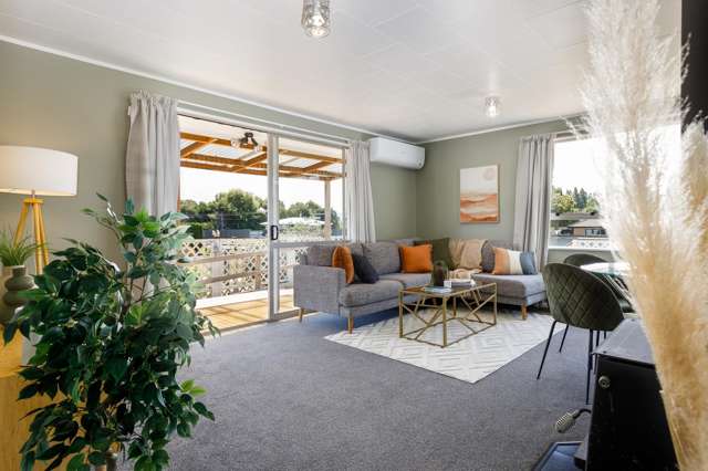 6 Schwass Street Seddon_2