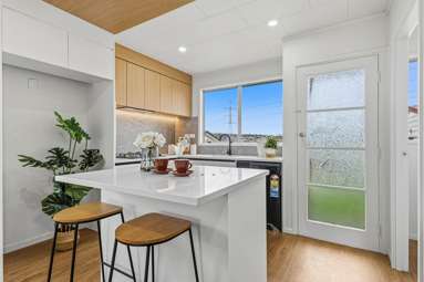 93 Flat Bush Road_3