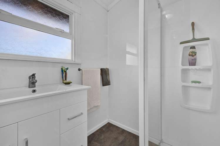 27a Egmont Street Kaponga_12