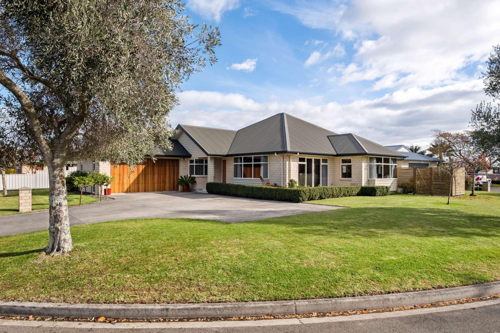 19 Pohutukawa Grove Lytton West_0