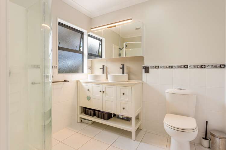 12 Greenwoods Close Titirangi_10