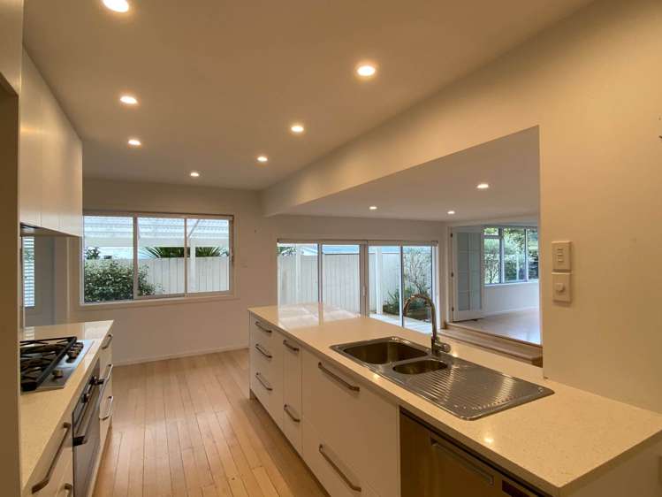 62 Neil Avenue Te Atatu Peninsula_5