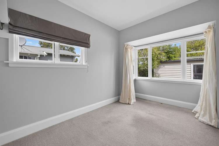 81 Wildberry Street Woolston_12