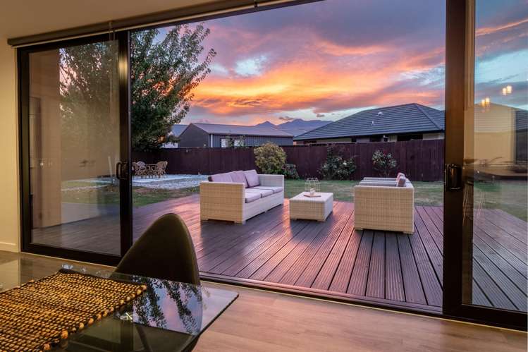 72 Risinghurst Terrace Lower Shotover_16