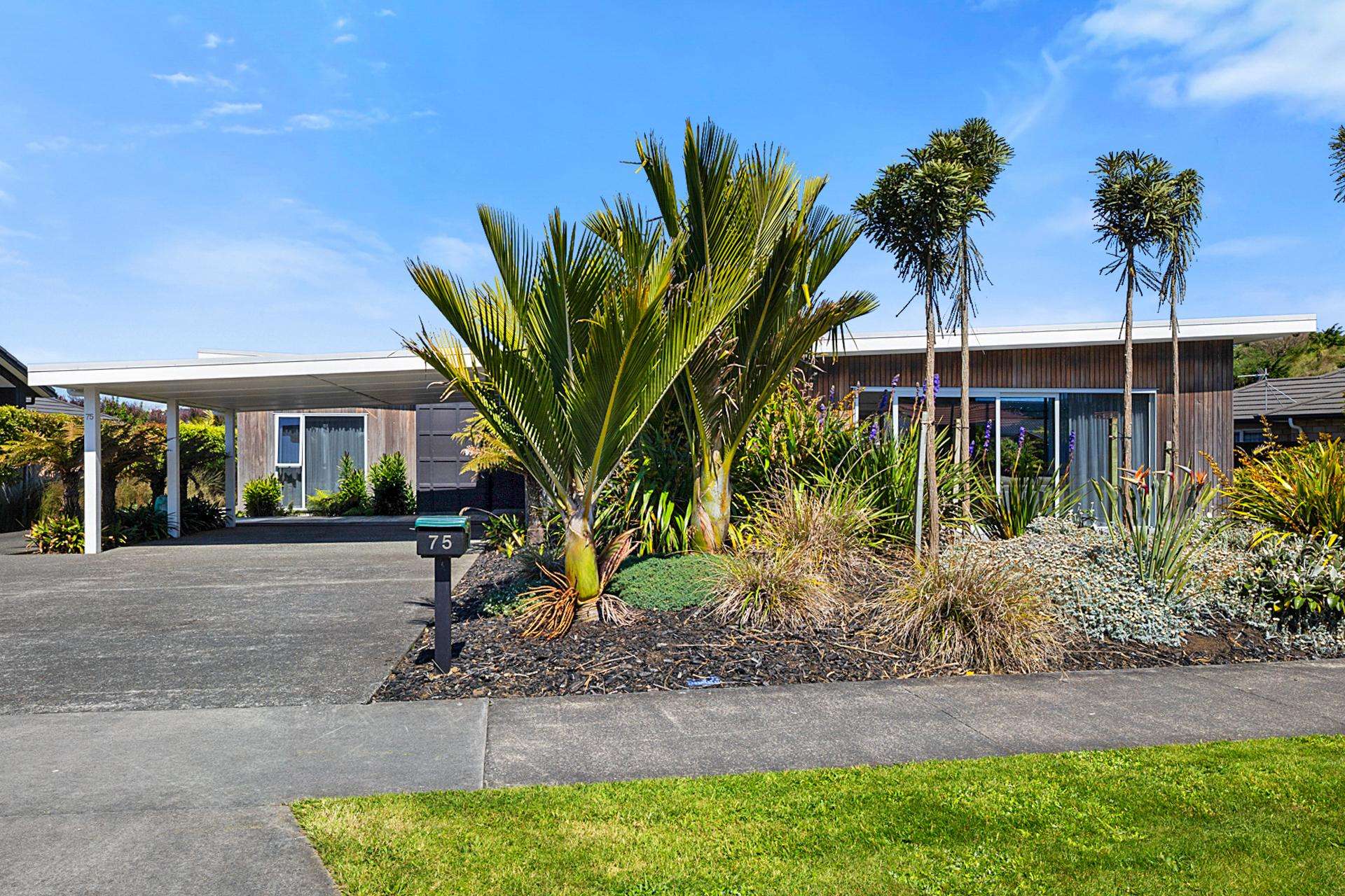 75 Links Drive Waiwhakaiho_0