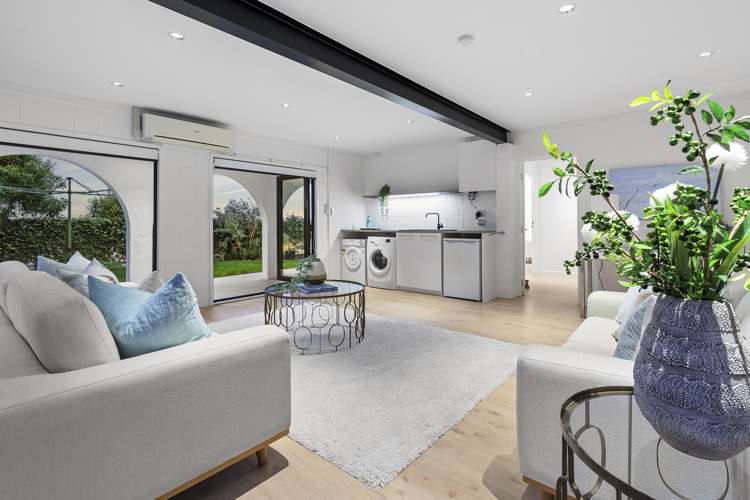 832a Beach Road Torbay_16