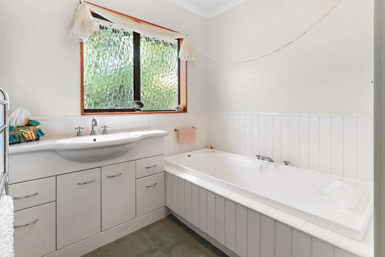 11 Homebush Road Masterton_19