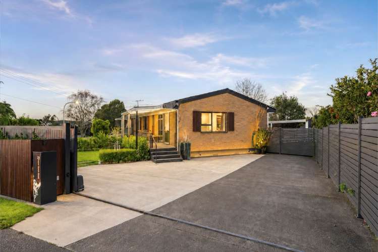 298 Upper Queen Street Pukekohe_12