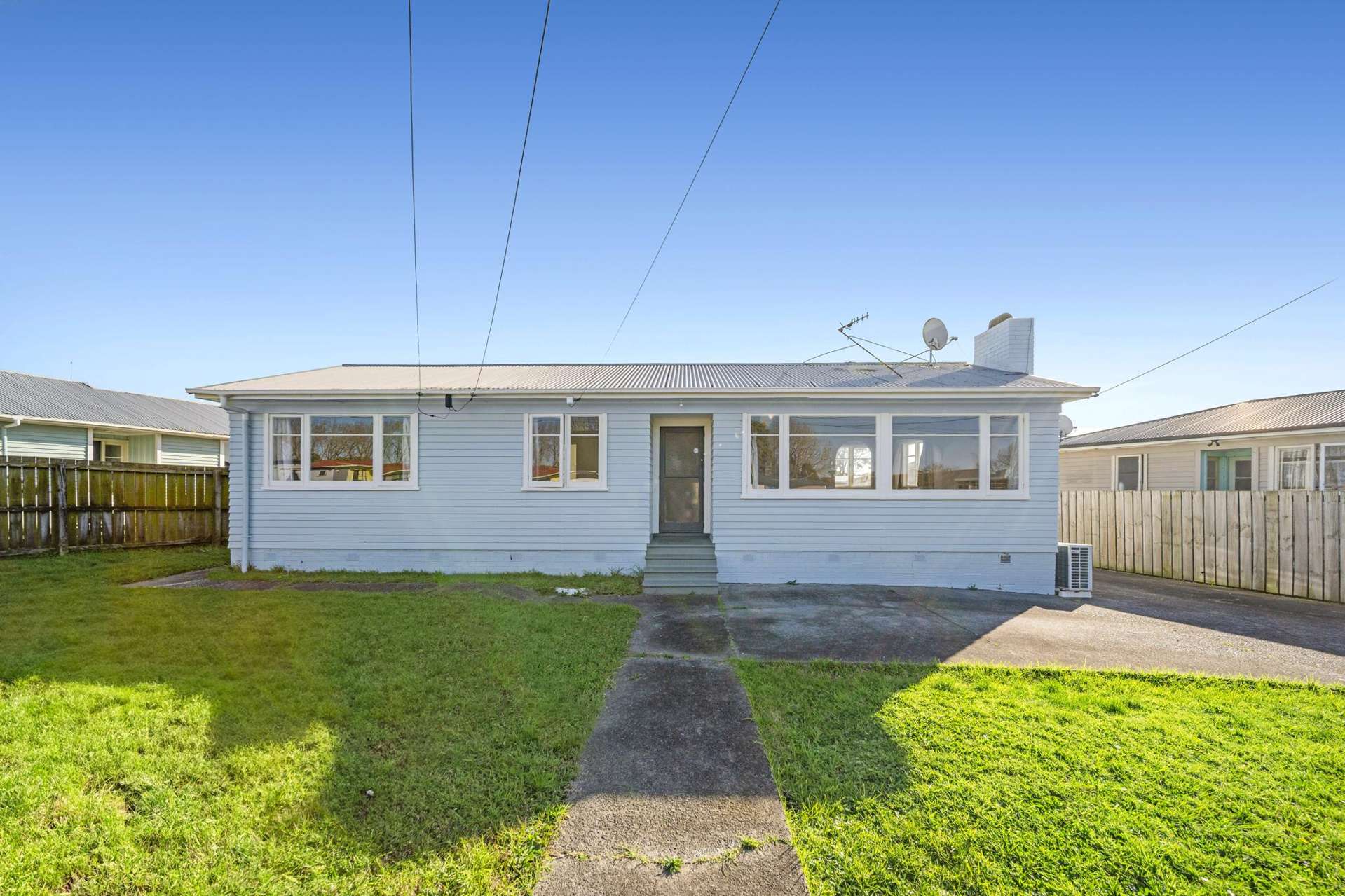7 Williams Crescent Otara_0