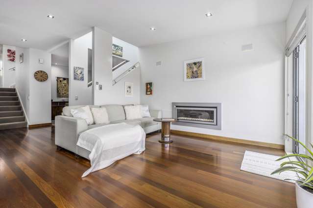 12 Charlotte Way Raumati South_2