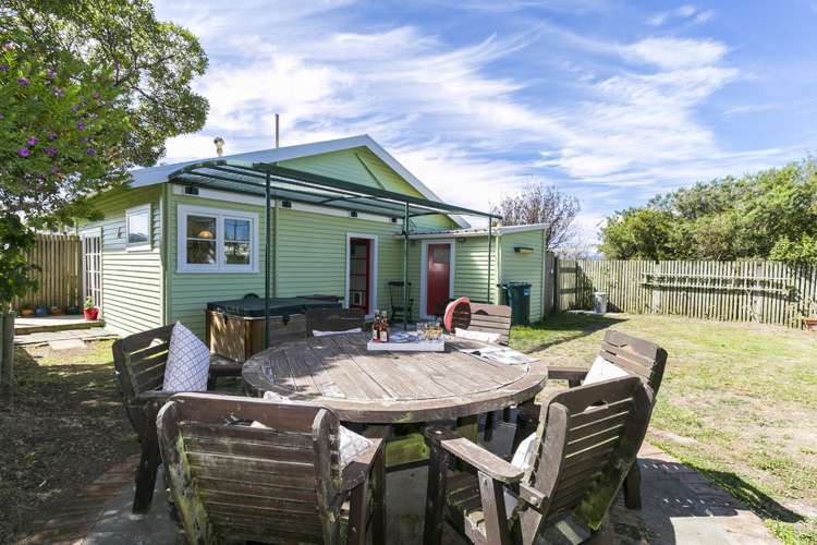 92 Mortimer Terrace Brooklyn_10