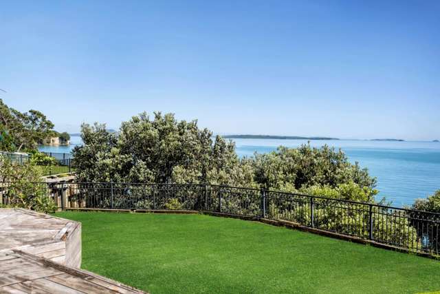 11 Hawke Crescent Beachlands_4
