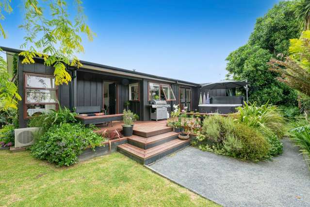 This must go! $949,000