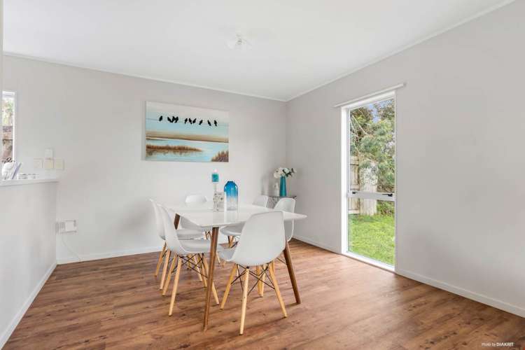 33 Lilburn Crescent Massey_3