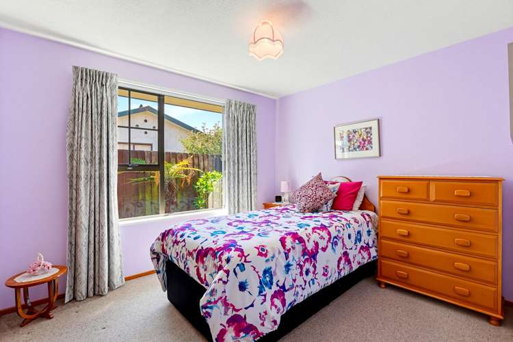 2/51 Solomon Avenue Redwood_7