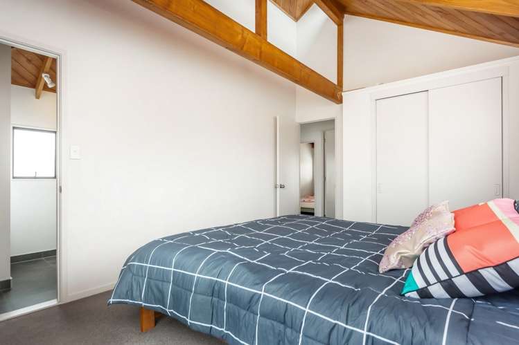 1/6 Glucina Avenue West Harbour_7