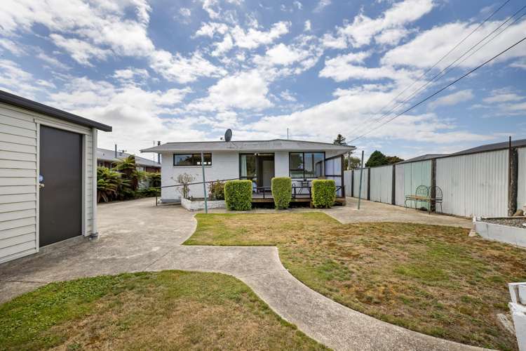 146 Shortland Street Aranui_5