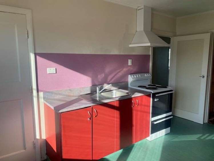 53 Wrantage Street Westown_13