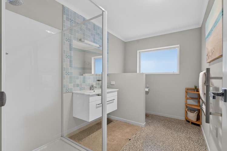 52 Daniel Parade Mangawhai_17