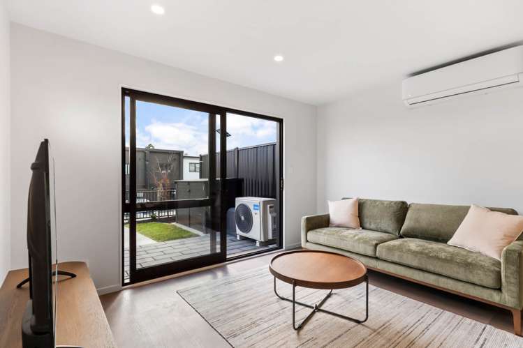 8/4 Limestone Drive Hobsonville_13