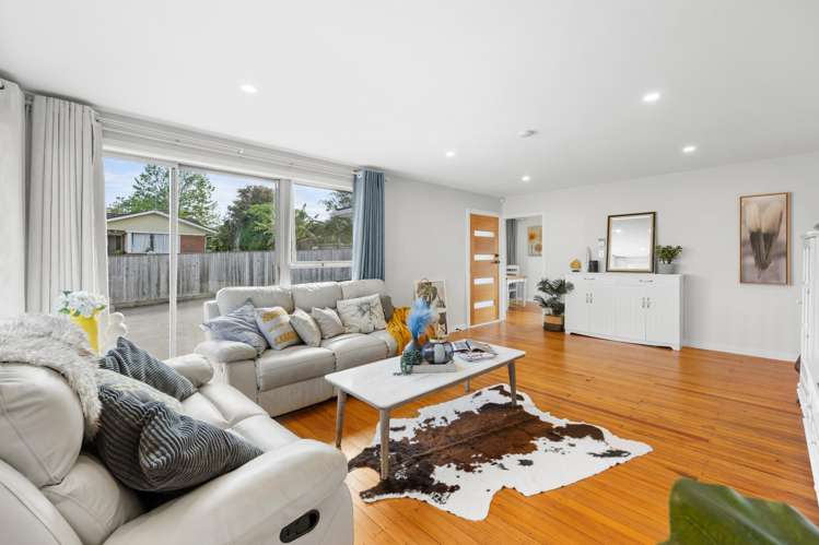 16 Cheam Place Pakuranga Heights_10