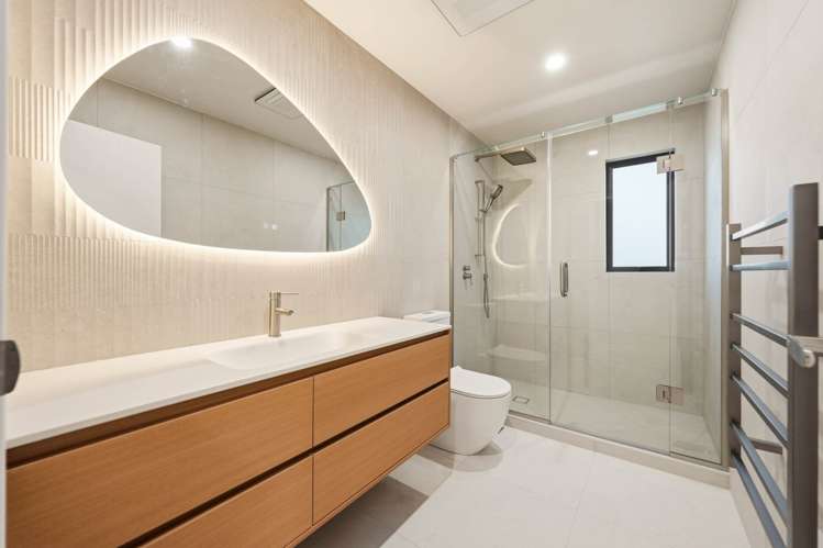 14 Mairehau Street Westgate_18